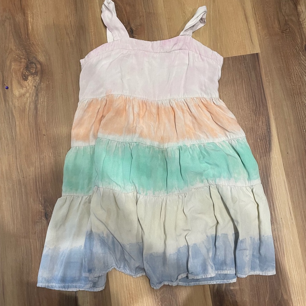 Girls play dress